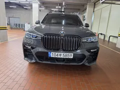 2022 BMW X7 xDrive 40i M Sport Online Exclusive Edition 6 Seater — фото 3