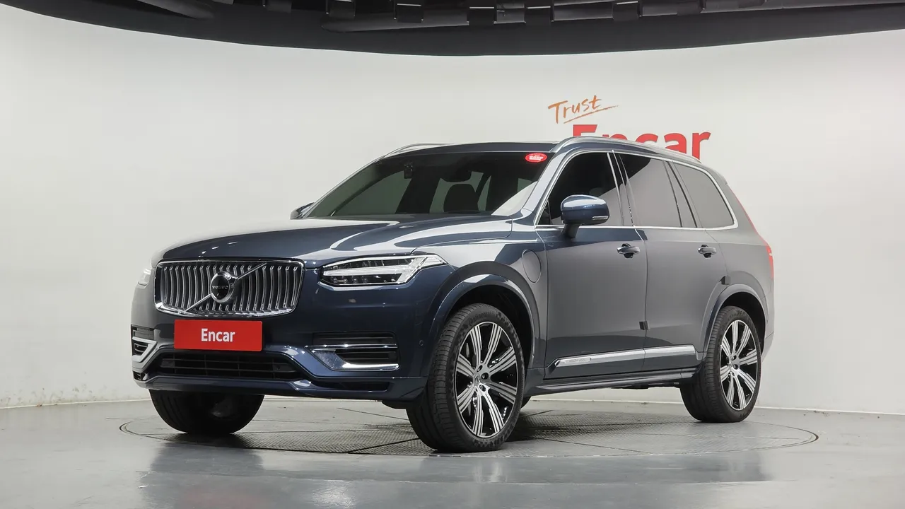 2022 Volvo XC90 T8 Ultimate Bright Hybrid