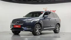2022 Volvo XC90 T8 Ultimate Bright Hybrid — фото 1