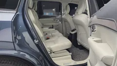 2022 Volvo XC90 T8 Ultimate Bright Hybrid — фото 12