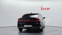 2022 Hyundai Sonata 2.0 — фото 4