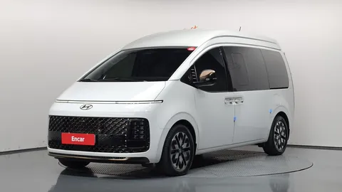2022 Hyundai Staria 4WD Lounge 7-Seater