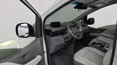 2022 Hyundai Staria 4WD Lounge 7-Seater — фото 10