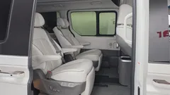 2022 Hyundai Staria 4WD Lounge 7-Seater — фото 11