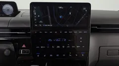 2022 Hyundai Staria 4WD Lounge 7-Seater — фото 12