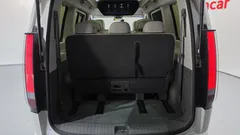 2022 Hyundai Staria 4WD Lounge 7-Seater — фото 18
