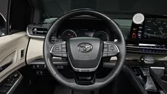 2022 Toyota Sienna 2.5 Hybrid 2WD, белый — фото 17