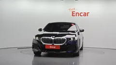 2024 BMW 5-Series 520i M Sport — фото 3
