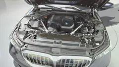 2024 BMW 5-Series 520i M Sport — фото 6
