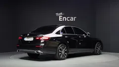 2022 Mercedes-Benz E-Class E300e 4MATIC Exclusive — фото 2