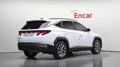 2022 Hyundai Tucson Premium 2WD — фото 2