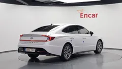 2022 Hyundai Sonata 2.0 — фото 2