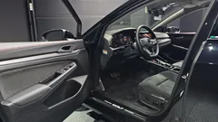 2023 Volkswagen Golf 2.0 TDI Prestige, чёрный — фото 10