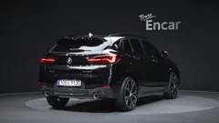 2023 BMW X2 (F39) xDrive20i M Sport — фото 2