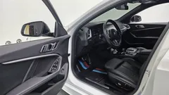 2022 BMW 1-Series 120i M Sports — фото 12