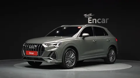 2023 Audi Q3 40 TFSI Quattro Premium