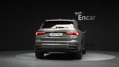2023 Audi Q3 40 TFSI Quattro Premium — фото 4