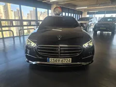 2023 Mercedes-Benz E-Class E300e 4MATIC Exclusive — фото 3