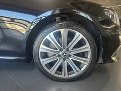 2023 Mercedes-Benz E-Class E300e 4MATIC Exclusive — фото 5