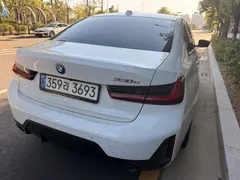 2023 BMW 3-Series 330e M Sport — фото 5