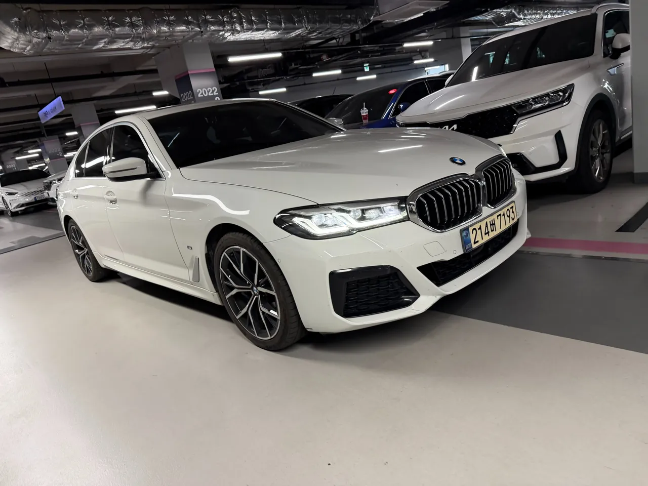 2022 BMW 5-Series 530i xDrive M Sport Package