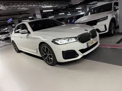 2022 BMW 5-Series 530i xDrive M Sport Package — фото 12