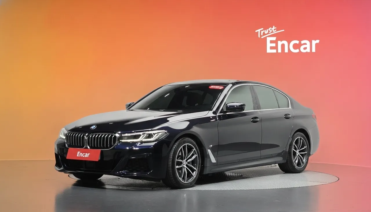 2023 BMW 5-Series 520i M Sport