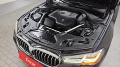 2023 BMW 5-Series 520i M Sport — фото 6