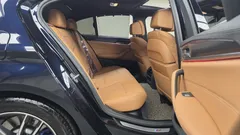 2023 BMW 5-Series 520i M Sport — фото 11