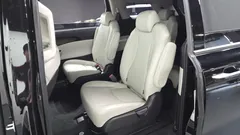 2023 Kia Carnival Gasoline 9-Seater Noblesse — фото 12