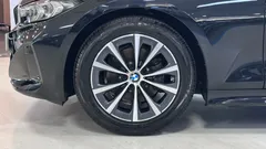 2023 BMW 3-Series 320i Touring — фото 5