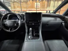 2024 Toyota Alphard 2.5 HEV Executive AWD, чёрный — фото 7