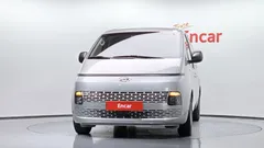 2023 Hyundai Staria Cargo 3-Seater — фото 3