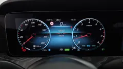 2022 Mercedes-Benz E-Class E350 4MATIC Avantgarde — фото 8