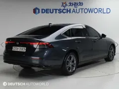2023 Honda Accord 1.5 Turbo, серо-серебристый — фото 2