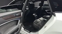 2022 Audi A7 55 TFSI Quattro Premium — фото 12