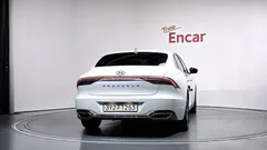 2023 Hyundai Grandeur 3.0 LPi Rent Car — фото 4