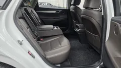 2023 Hyundai Grandeur 3.0 LPi Rent Car — фото 11