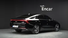 2022 Kia K8 Signature — фото 2