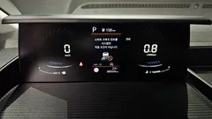 2023 Hyundai Staria 4WD Tourer 11-Seater — фото 8