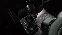2023 Hyundai Staria 4WD Tourer 11-Seater — фото 9