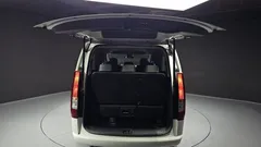 2023 Hyundai Staria 4WD Tourer 11-Seater — фото 20