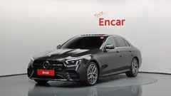 2022 Mercedes-Benz E-Class E220d 4MATIC AMG Line — фото 1