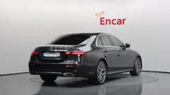 2022 Mercedes-Benz E-Class E220d 4MATIC AMG Line — фото 2