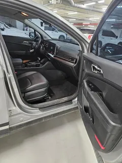 2023 Kia Sportage Diesel 2.0 4WD — фото 9
