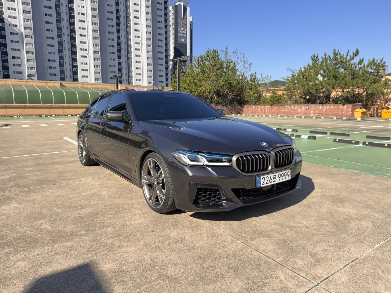 2022 BMW 5-Series M550i xDrive