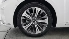 2023 Kia K8 Signature — фото 5