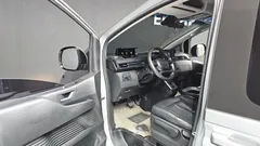 2023 Hyundai Staria Cargo 5-Seater — фото 10