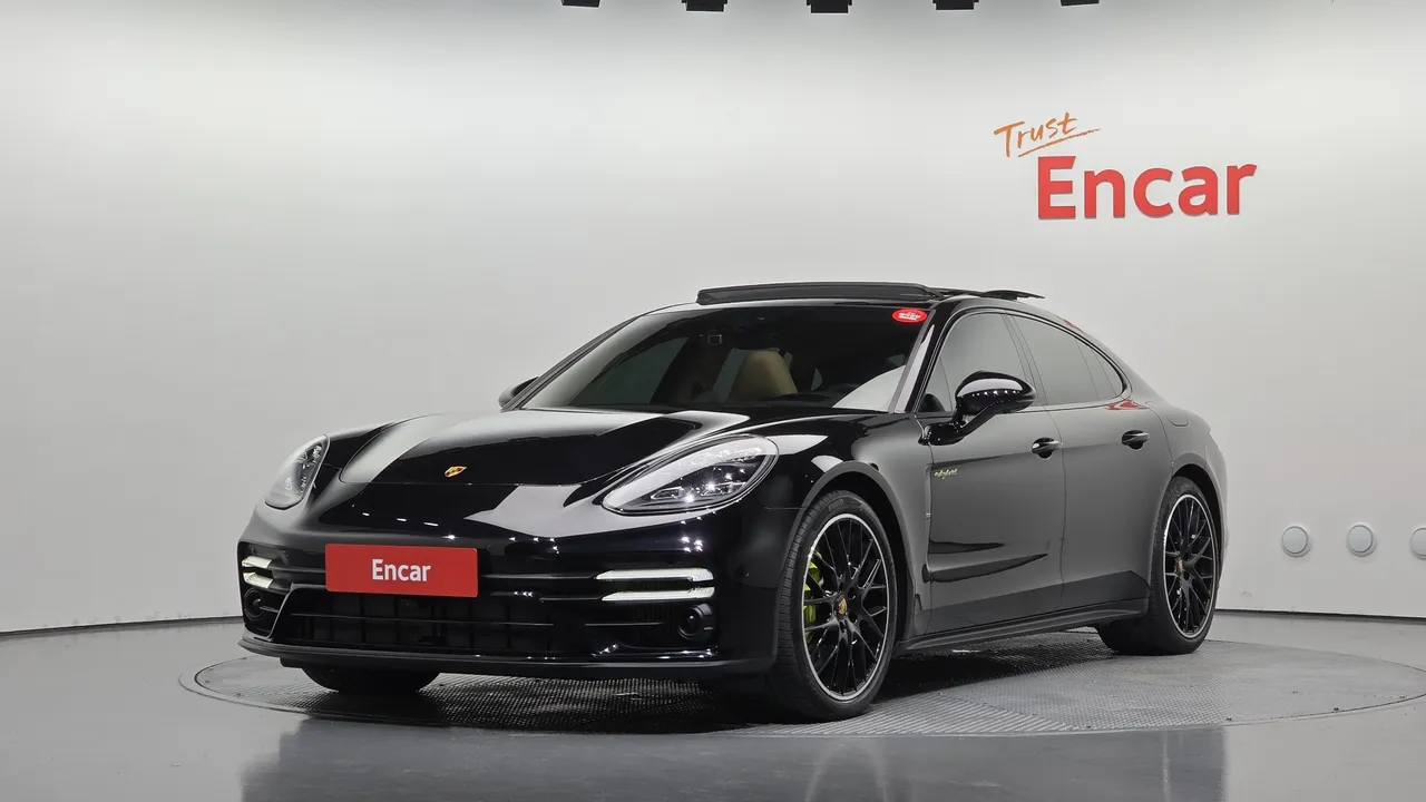 2023 Porsche Panamera 2.9 AWD E-Hybrid Platinum Edition