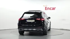 2024 Mercedes-Benz GLC-Class GLC300 4MATIC AMG Line — фото 4